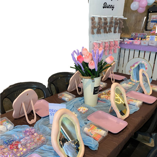Seated Crafting: Decoden Activity